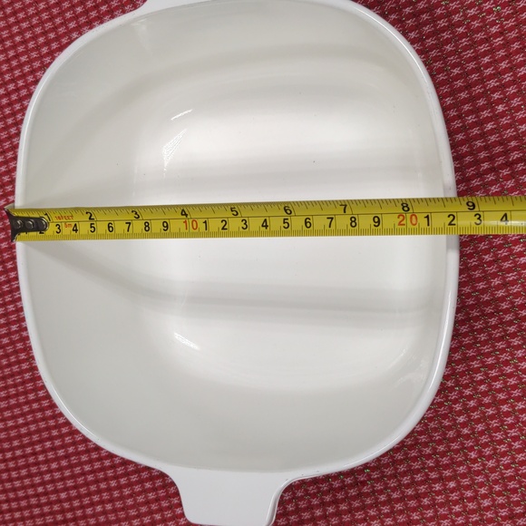 Vintage Corning Ware Black Trefoil Casserole Dish 2.5 Quart White - Picture 8 of 10